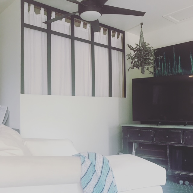 Lounge After